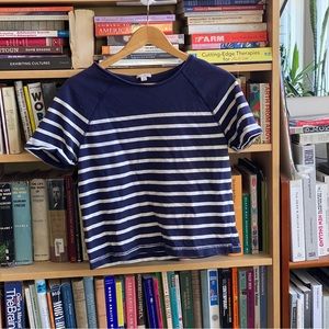 Gap navy blue stripped top